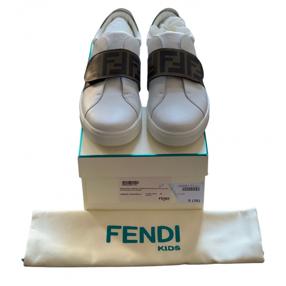Unisex Fendi Kids Trainers sneaker, will fit Women’s size 8